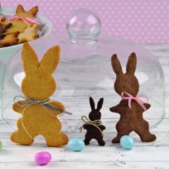 DR OETKER Nyúl család süteménykiszúróforma 3 részes Goldiges Ostern
